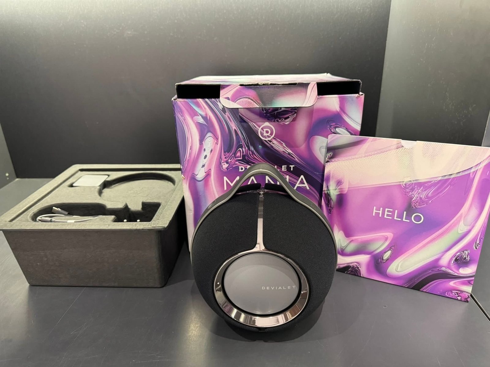 Loa Devialet Mania màu đen - ảnh thật