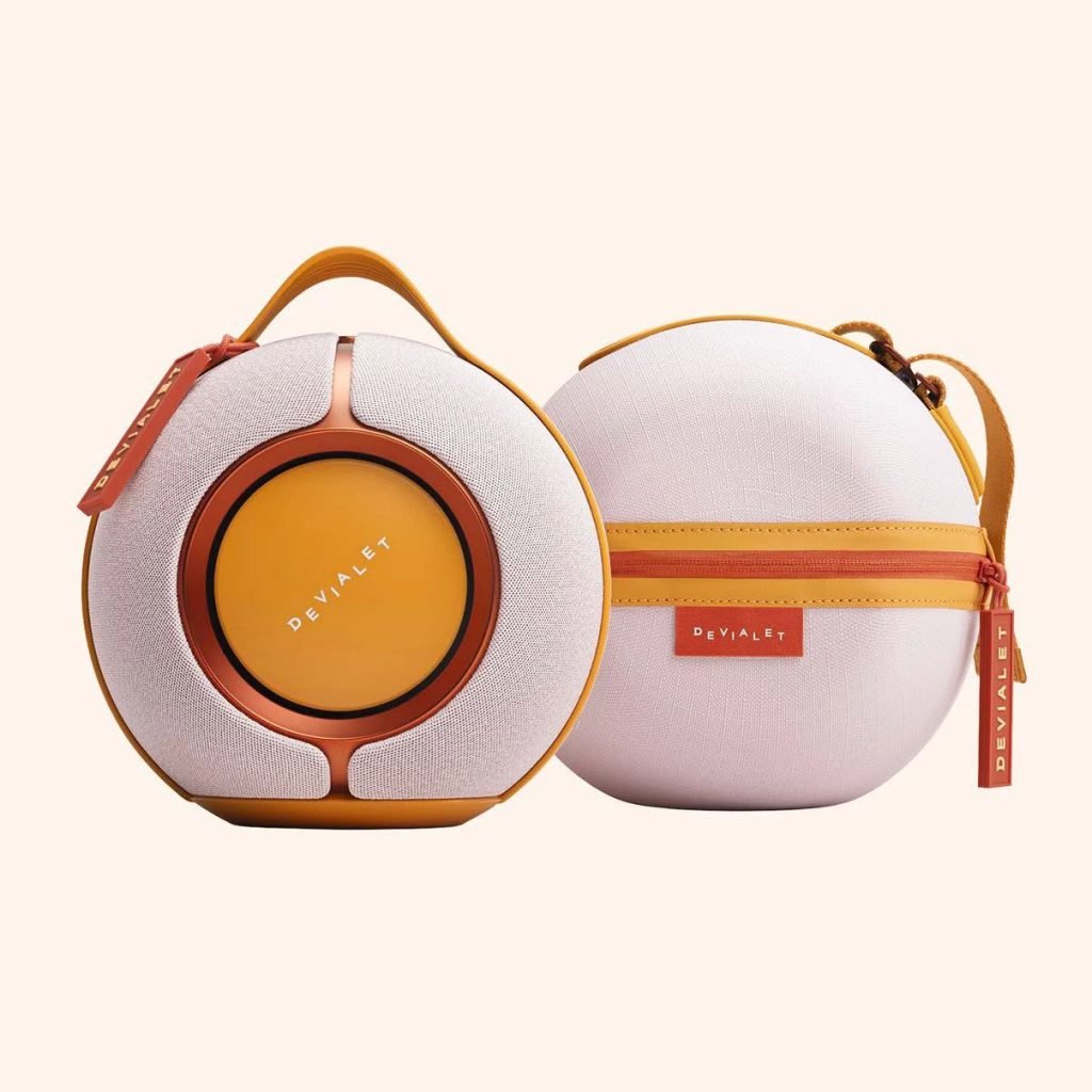 Devialet Mania màu Rose Bloom chụp thực tế tại showroom Loa Devialet Việt Nam