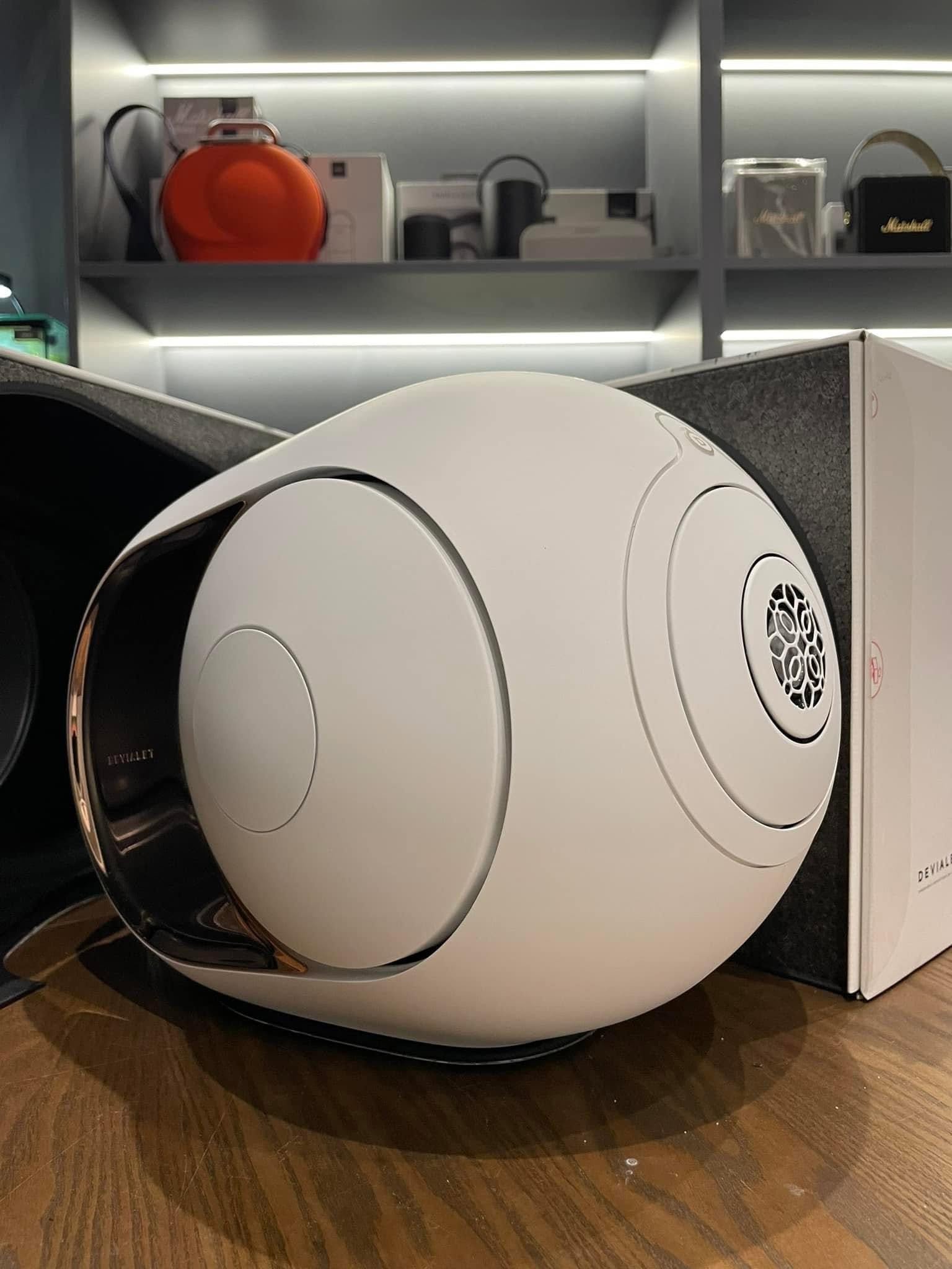 Loa Devialet Phantom Ultimate 108dB bản vàng hồng - ảnh thật tại showroom