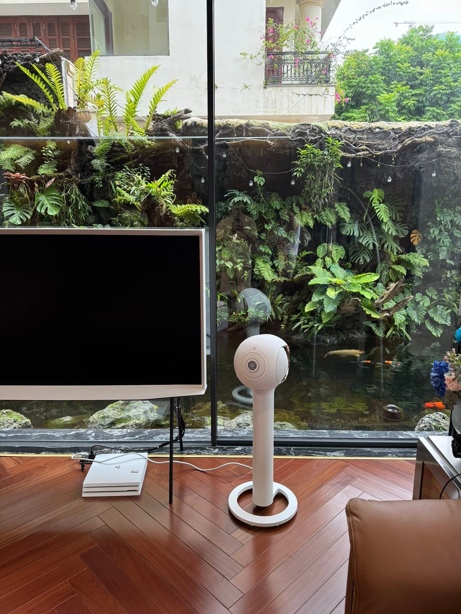 Loa Devialet Phantom Ultimate 108dB bản vàng hồng - ảnh thật tại showroom