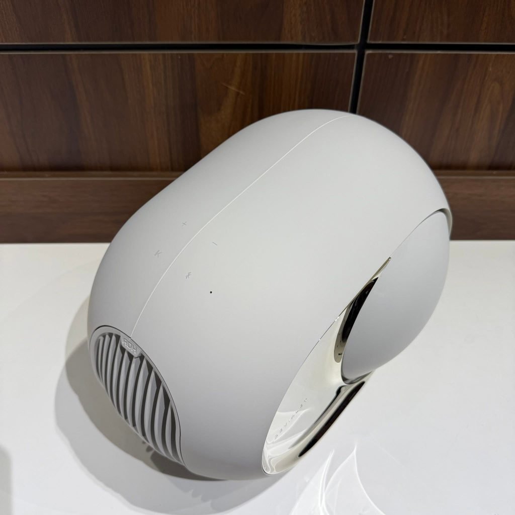 Phantom Ultimate 108 dB chụp thực tế tại showroom Loa Devialet Việt Nam