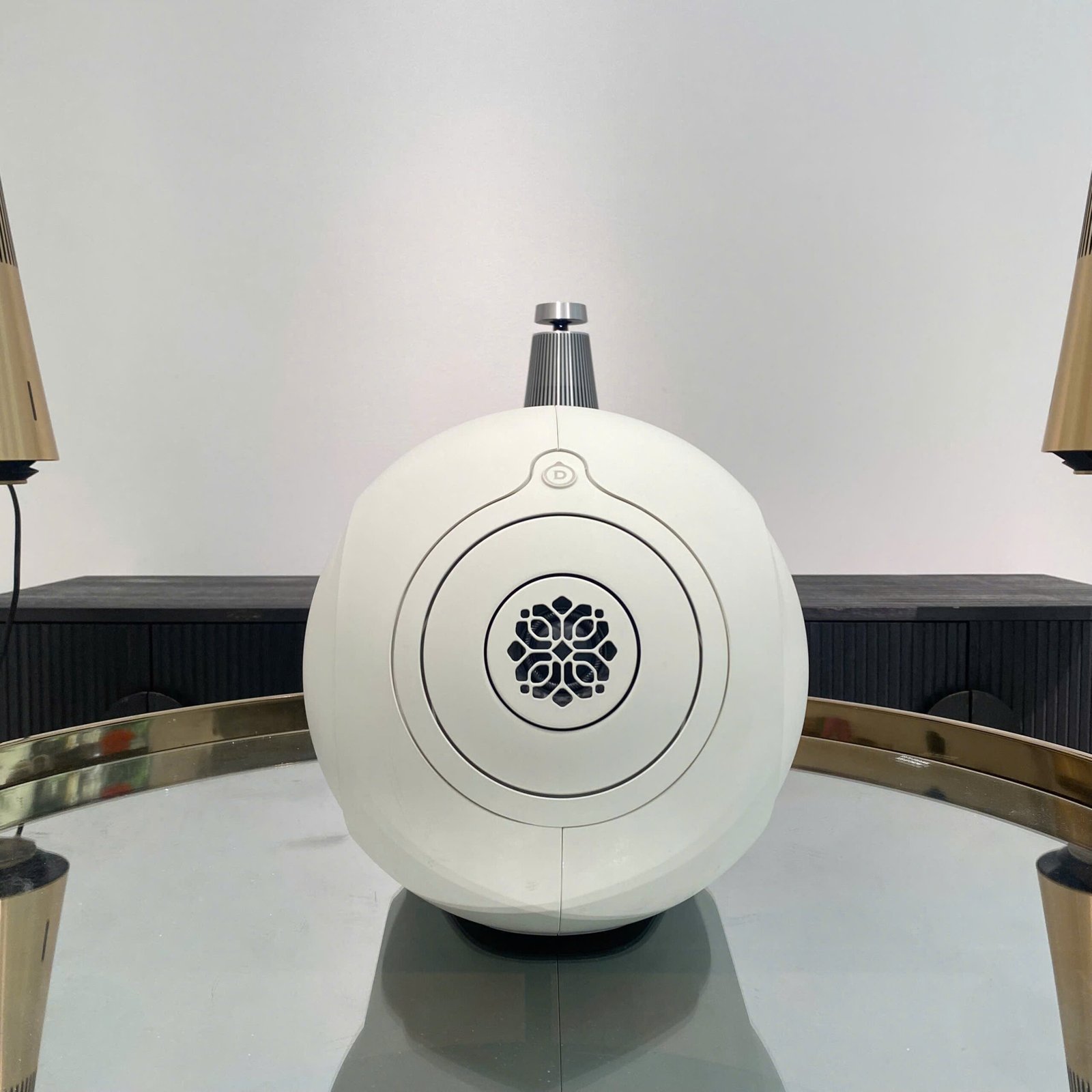 Loa Devialet Phantom Ultimate 108dB - ảnh thật tại showroom