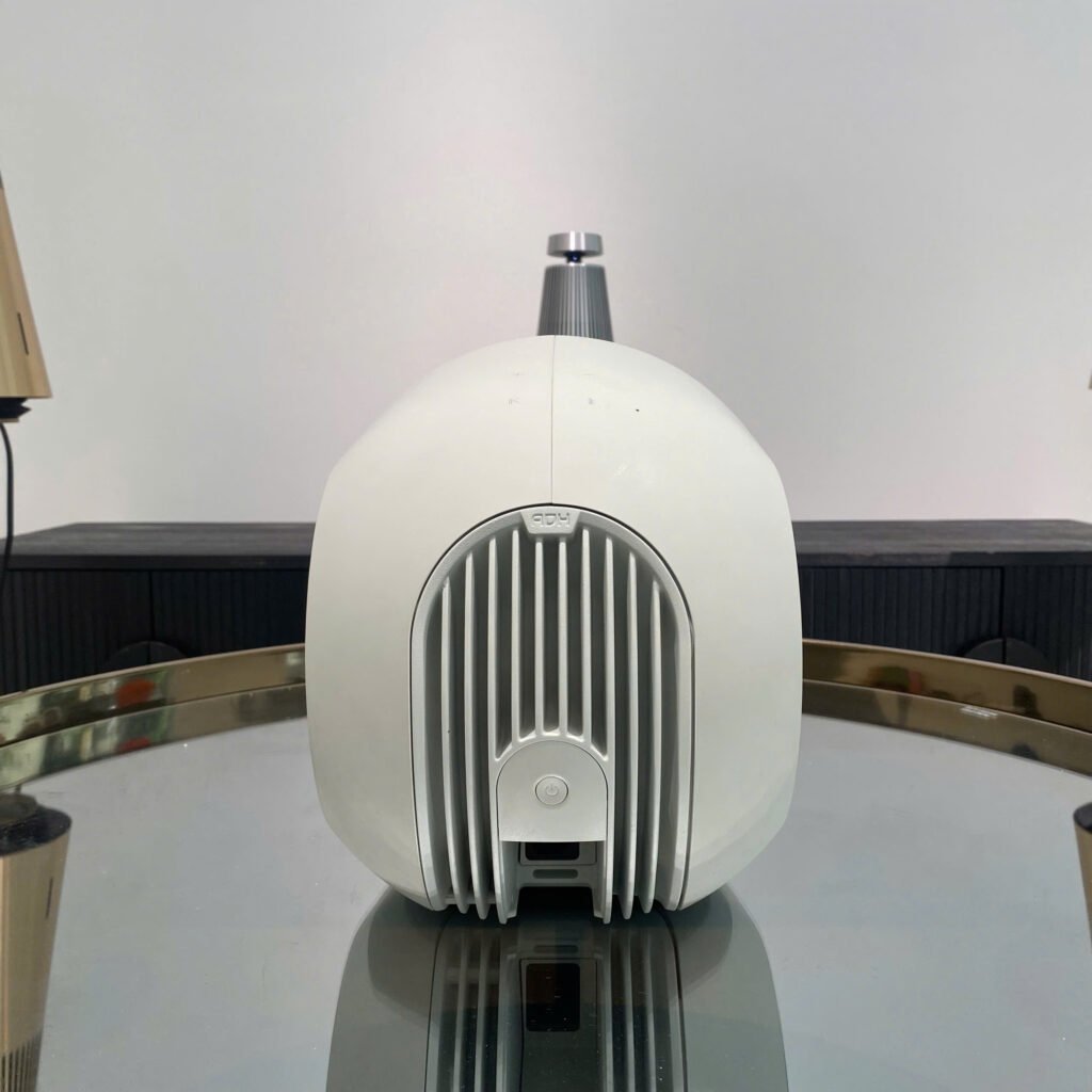 Phantom Ultimate 108 dB chụp thực tế tại showroom Loa Devialet Việt Nam