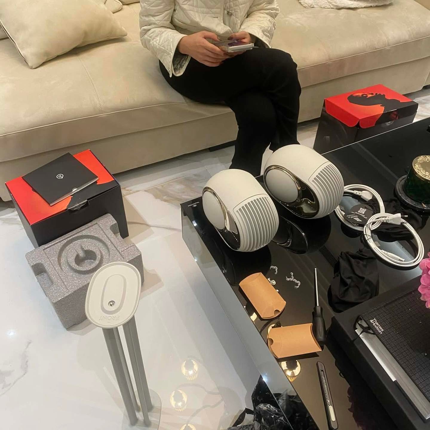 Loa Devialet Phantom Ultimate 98dB - ảnh thật tại showroom