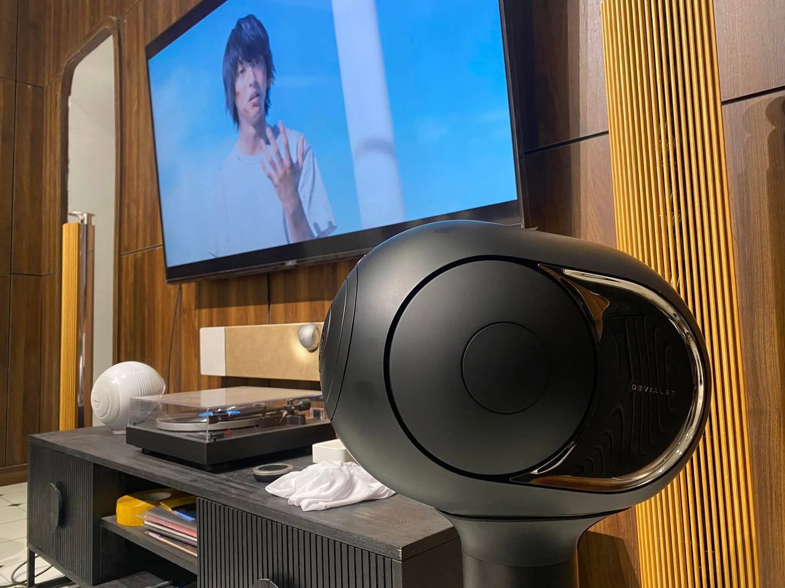 Loa Devialet Phantom Ultimate 98dB - ảnh thật tại showroom