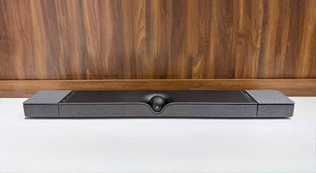 Soundbar Devialet Dione chụp thực tế tại showroom Loa Devialet Việt Nam